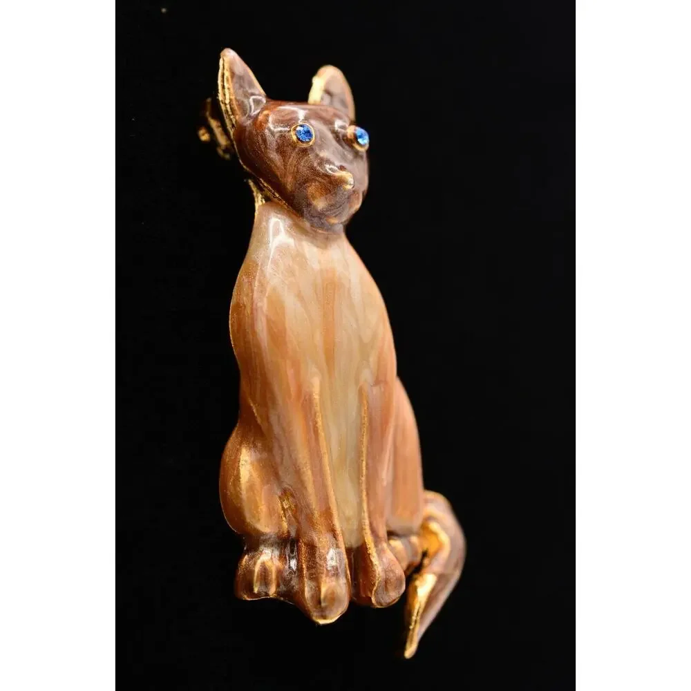 Vintage Siamese Cat Pin Brooch Brown Enamel Blue Eyes Gold Tone 1980s BinAT